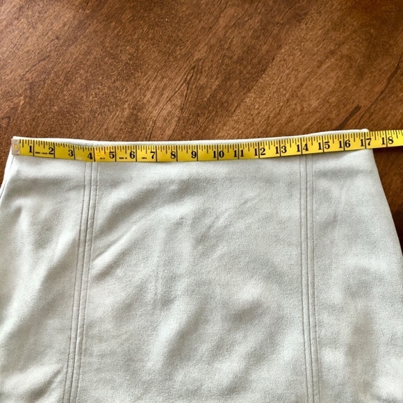 Steve Madden, Faux Suede Skirt, Grey, Lined, Size L, New With Tags - Picture 13 of 14